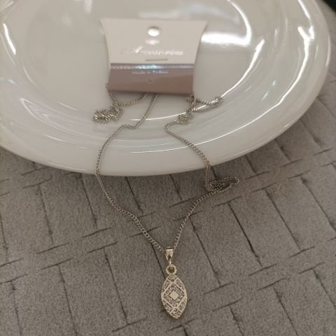 Zirkon Taşlı Kolye