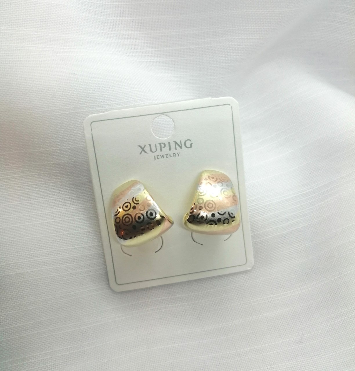 Xupıng Küpe