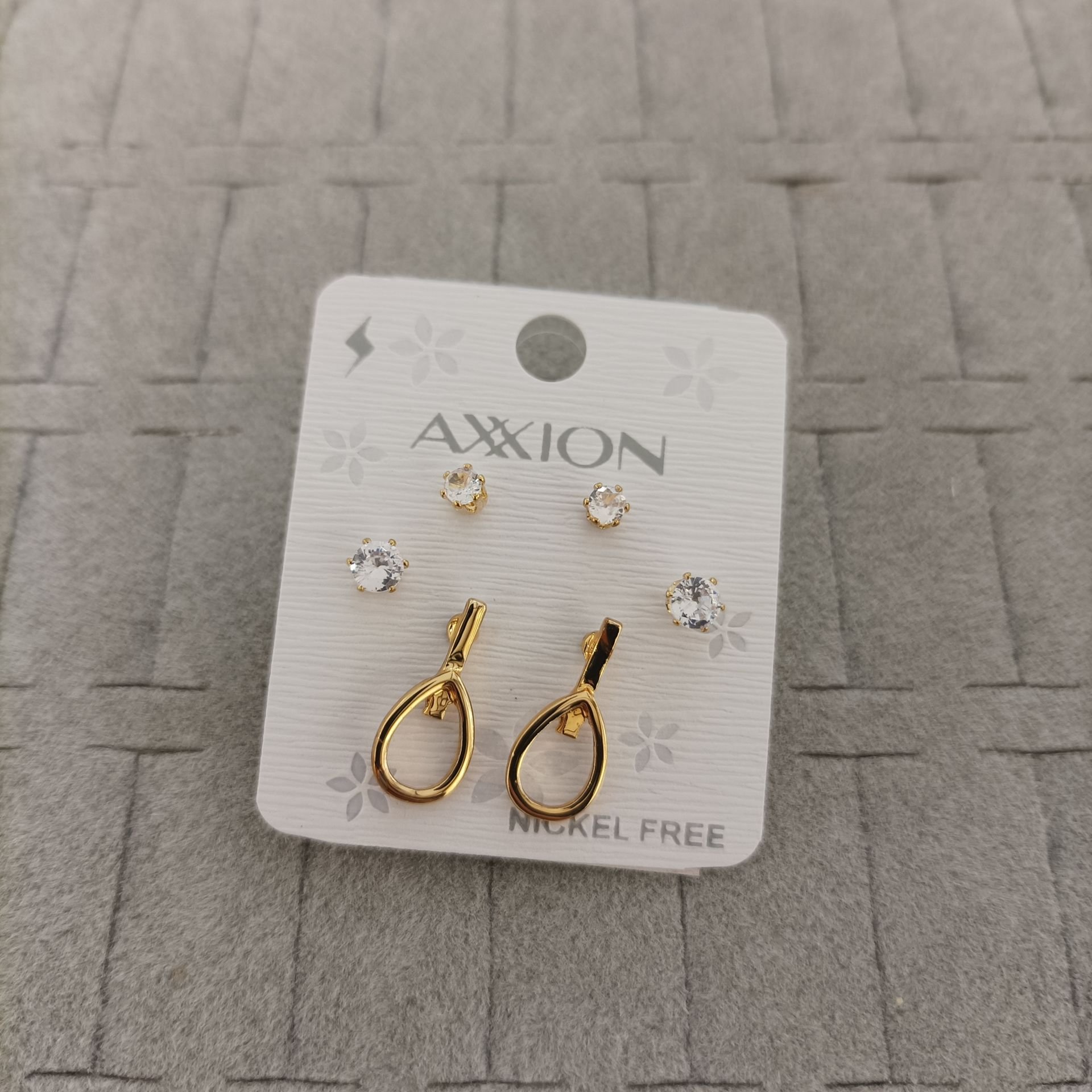 Zirkon Taşlı Set Küpe