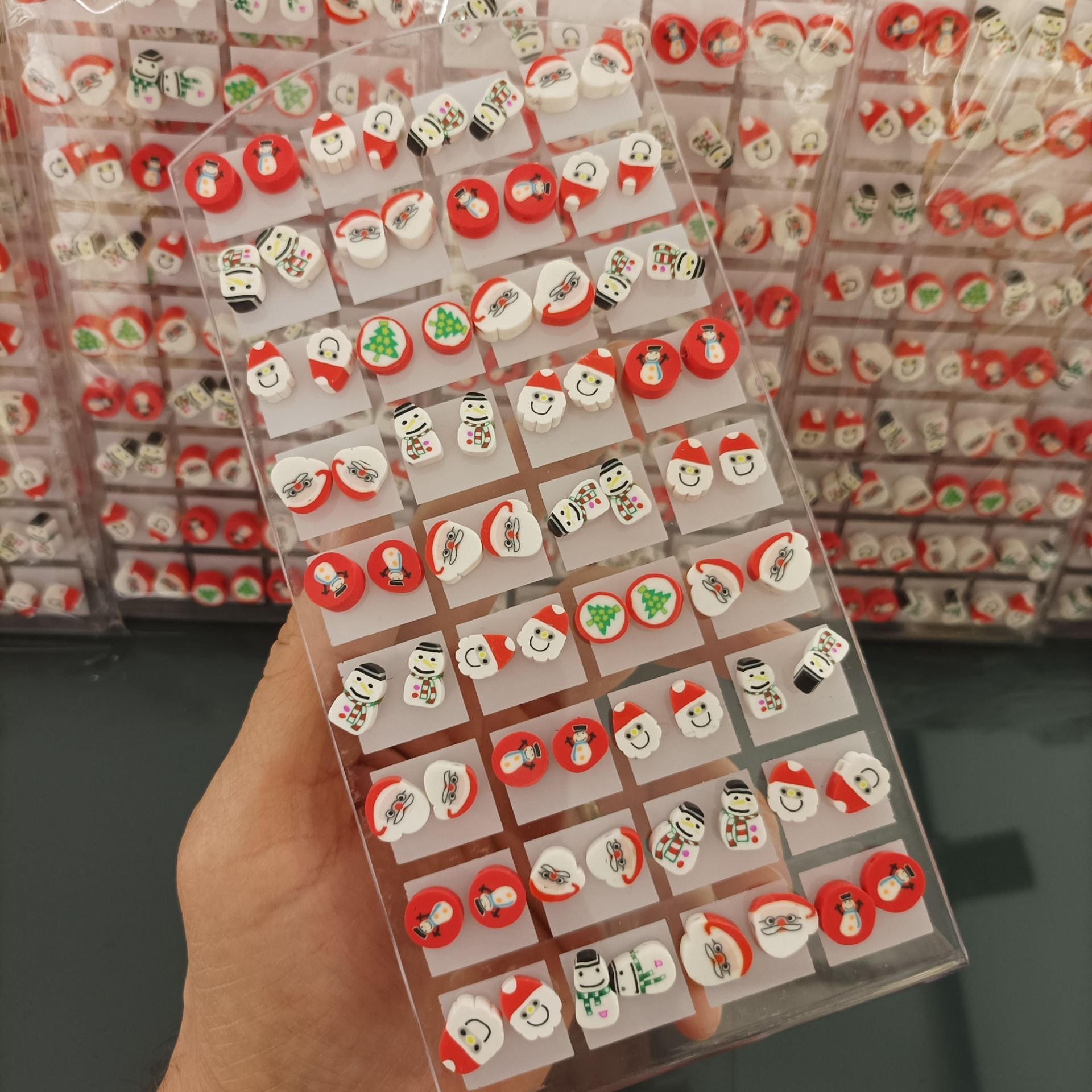 Yılbaşı Stand Küpe(Çift 5 TL)(36 Çift)