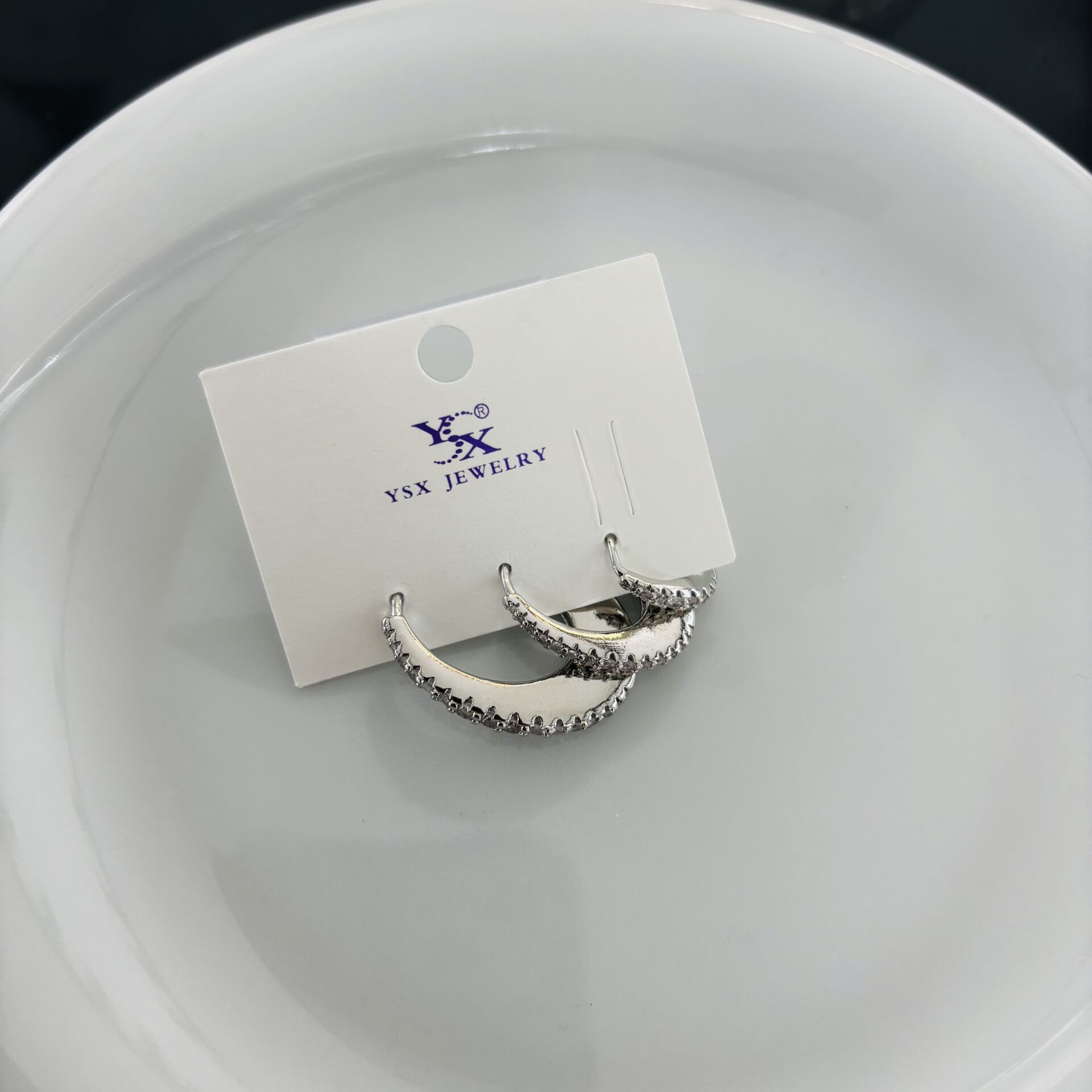 YSX Küpe