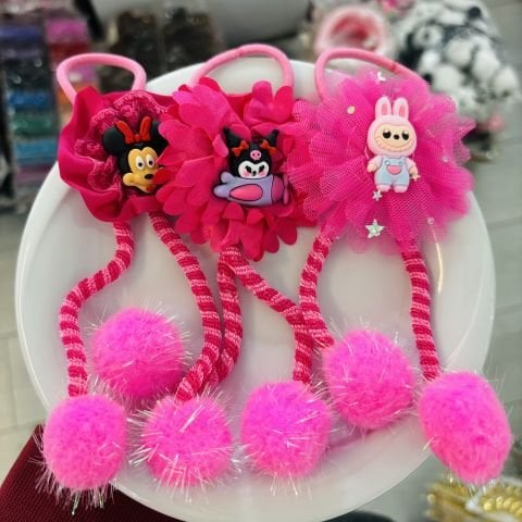 Lastikli Ponpon Toka (12 adet)(Adet fiyatı 15 TL)