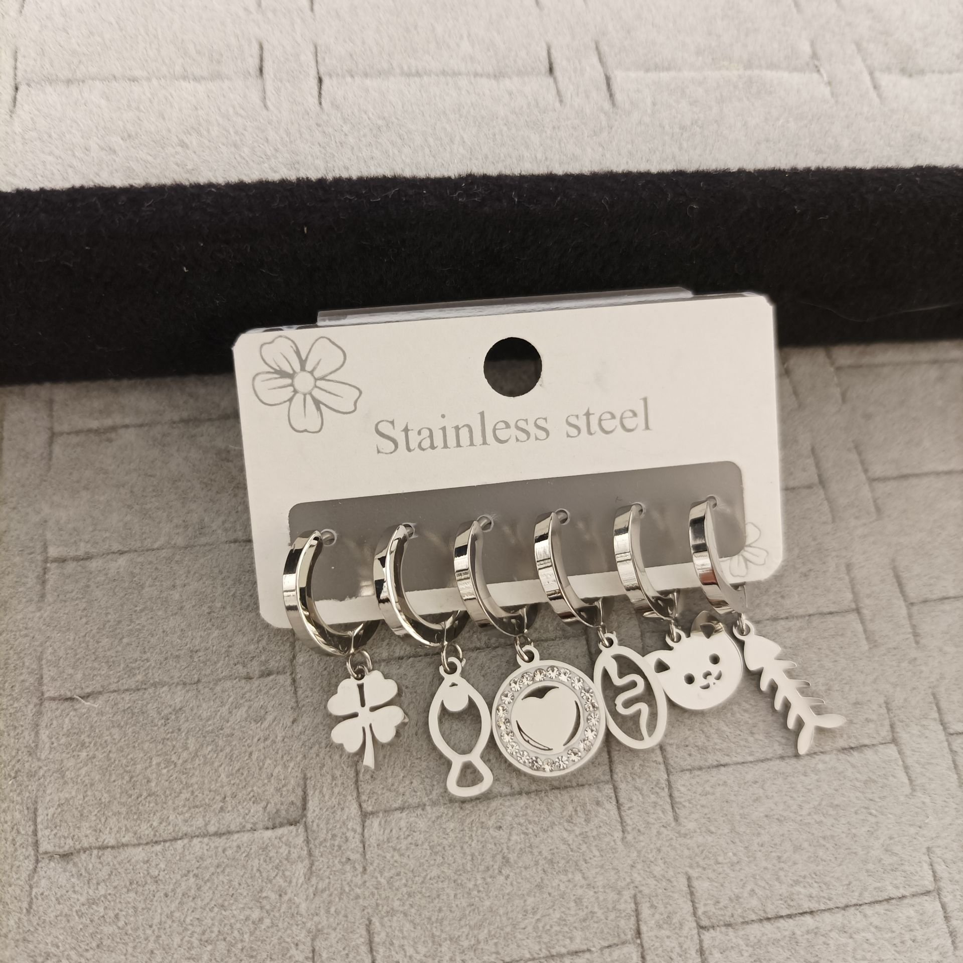 Çelik 6 lı Set Küpe