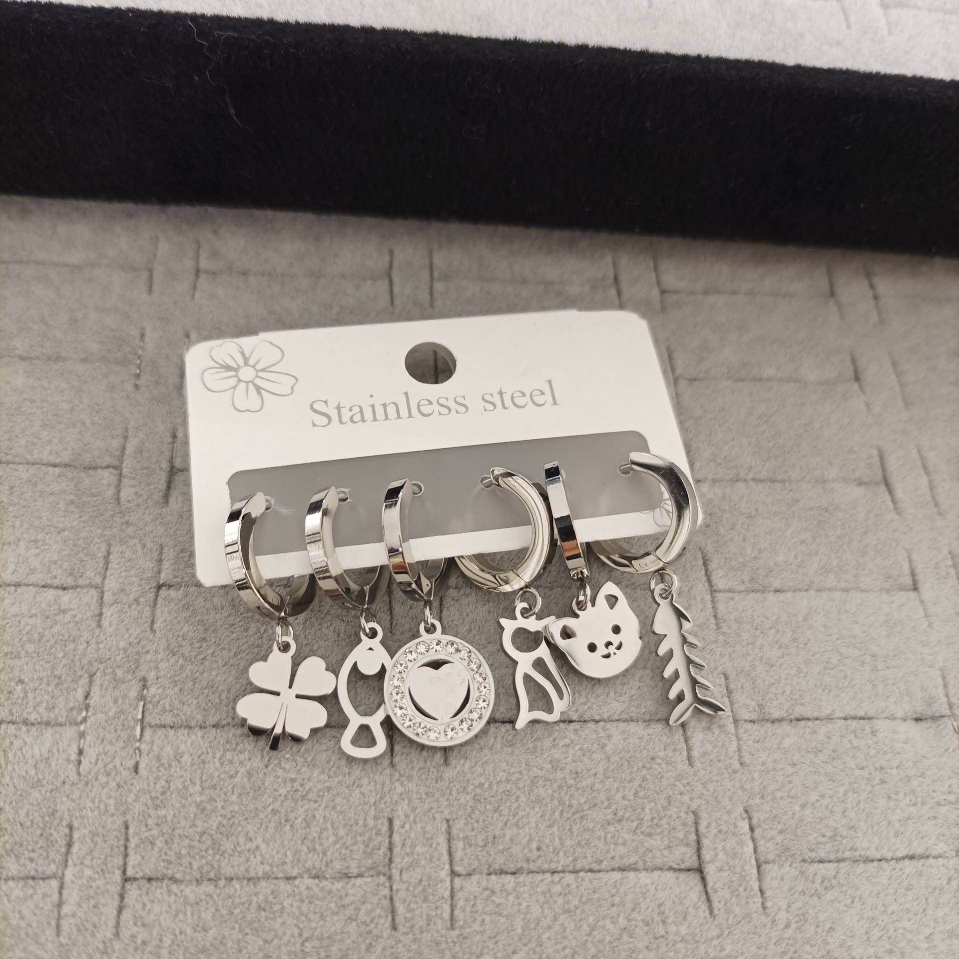 Çelik 6 lı Set Küpe