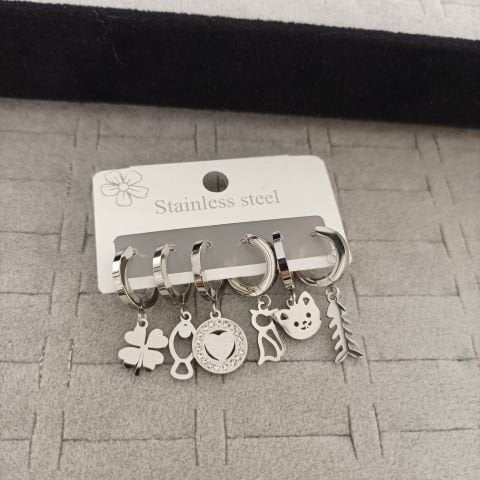 Çelik 6 lı Set Küpe